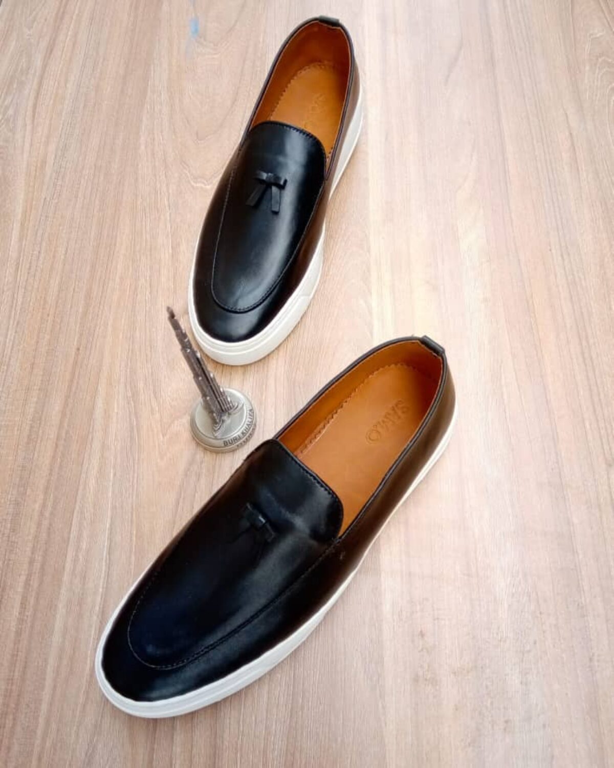 black dress shoes with white soles SAM.O Handmade Shoe Sole school-Philadelphia Electrical & Technology C.S. How to Pair Tights Size:100 If you are choosing