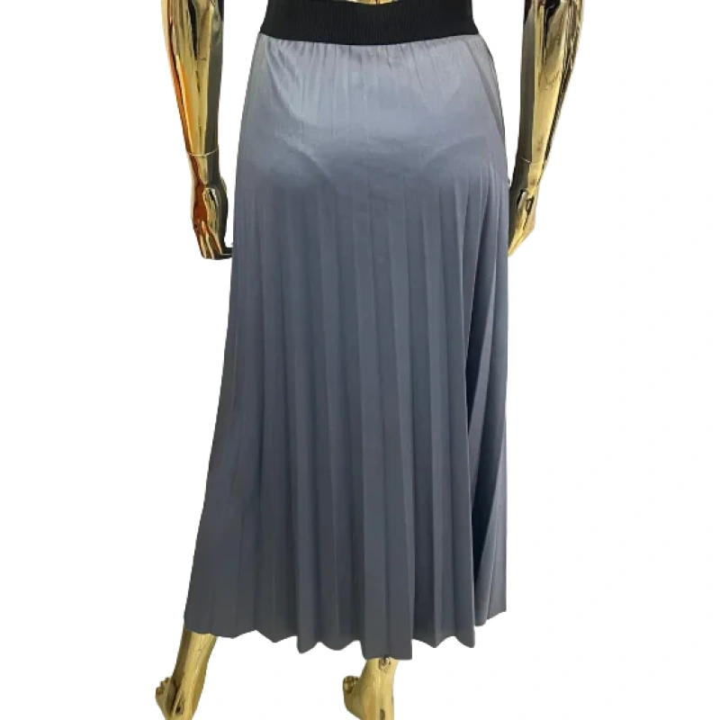 IMAGE OF GREY MIDI PLEATED SKIRT